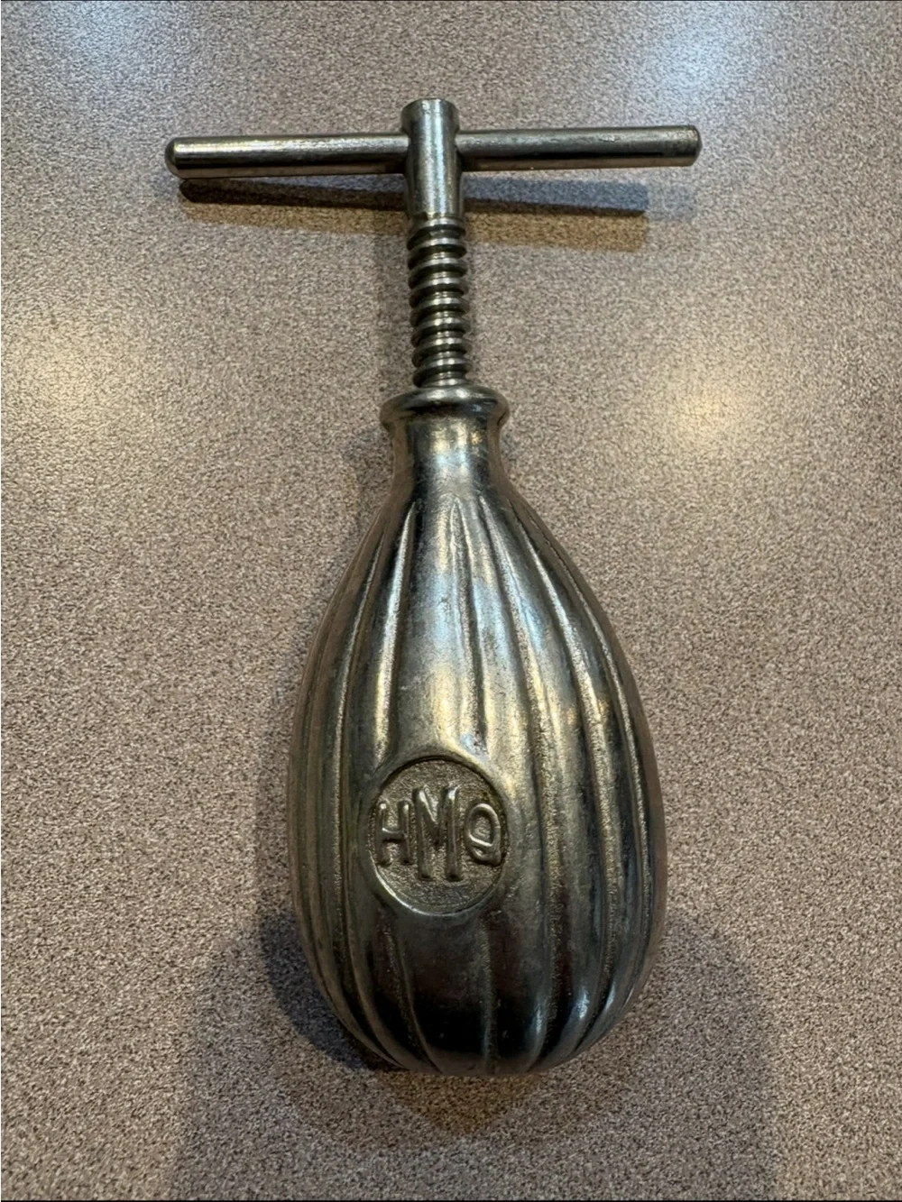 Kitchen Tool Lot: Stainless Steel Garlic Press + Scoop + Green-Handled Scissors